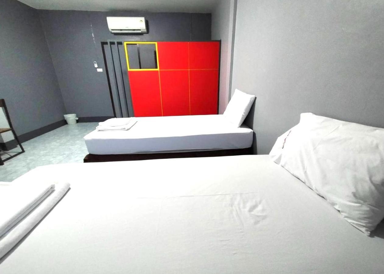 Jirapa Modern Resort Чонбурі Екстер'єр фото