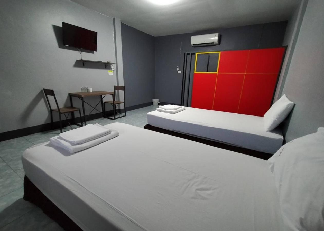 Jirapa Modern Resort Чонбурі Екстер'єр фото