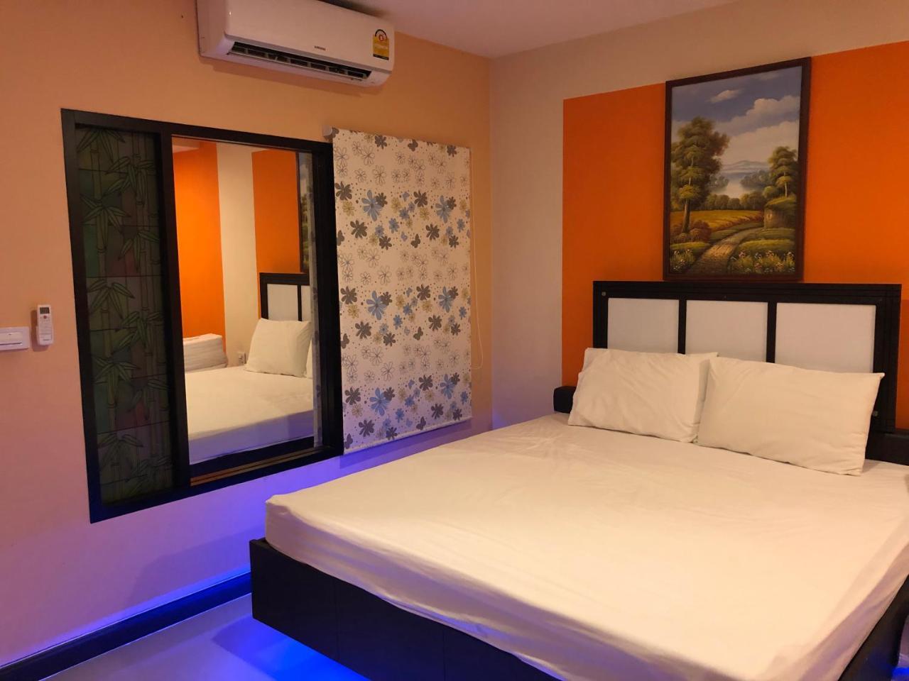 Jirapa Modern Resort Чонбурі Екстер'єр фото